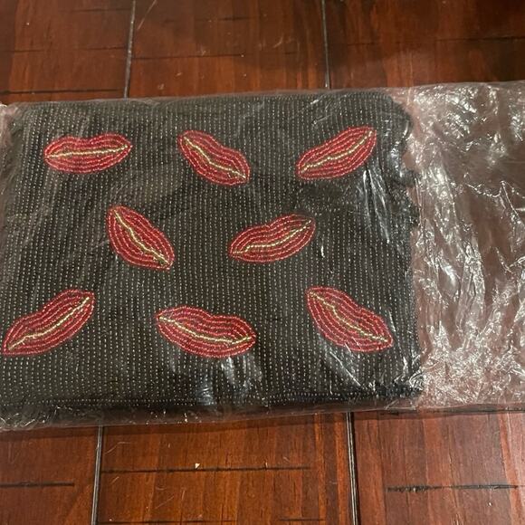 Small beaded kiss bag - Picture 2 of 5